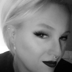 Meet your Posher, Peggylynn